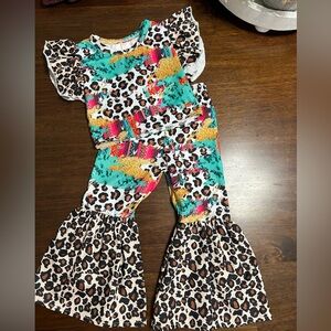 Top and bell bottom set